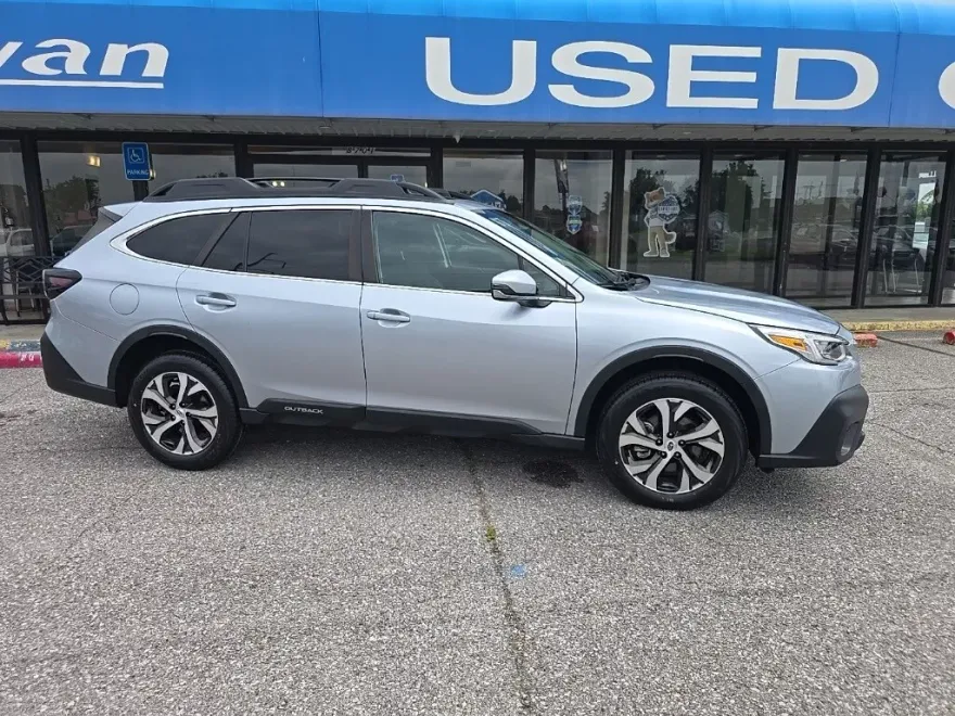 2021 Subaru Outback Limited photo 1