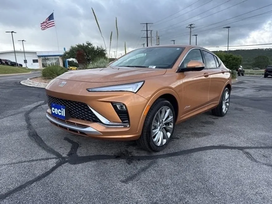 2025 Buick Envista Avenir photo 1