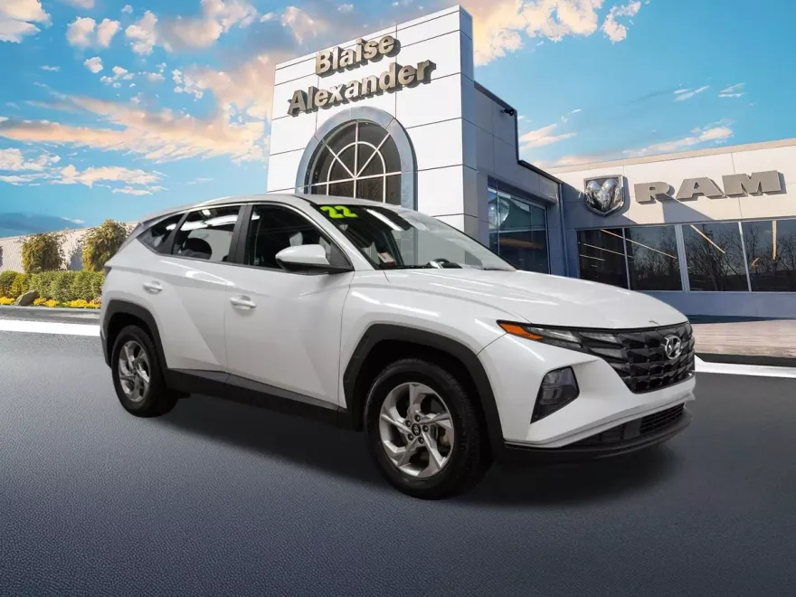 2022 Hyundai Tucson SE photo 1
