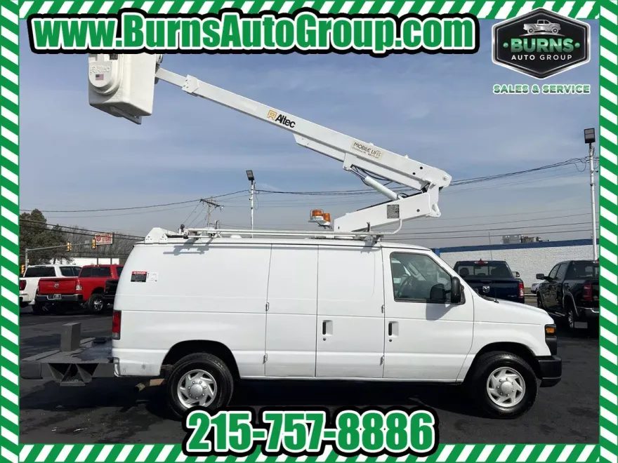 2014 Ford E-350 photo 1