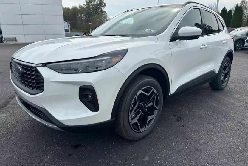 2026 Ford Escape Platinum photo 1