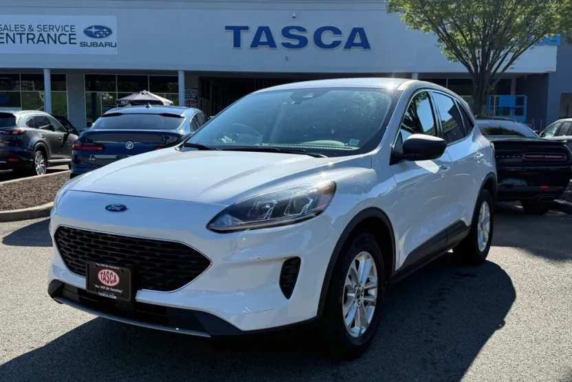 2022 Ford Escape SE photo 1