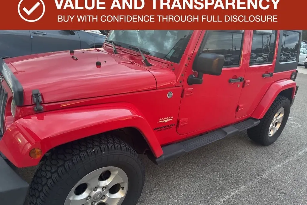 2015 Jeep Wrangler Unlimited Sahara photo 1