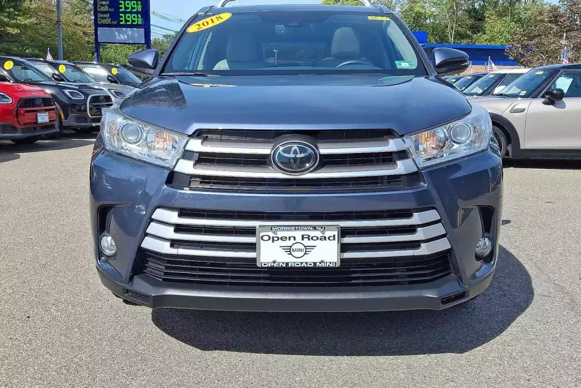 2018 Toyota Highlander SE XLE photo 1