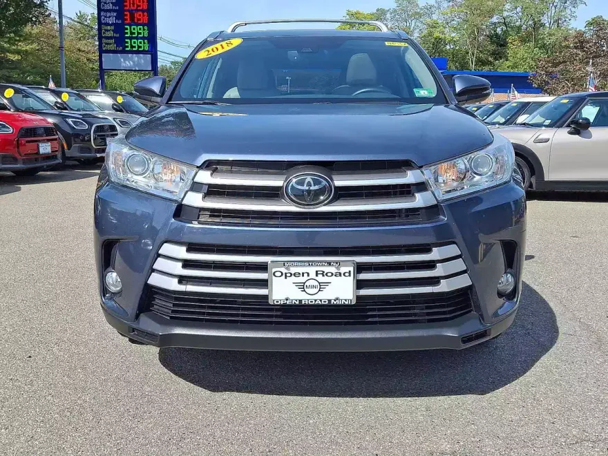 2018 Toyota Highlander XLE photo 1