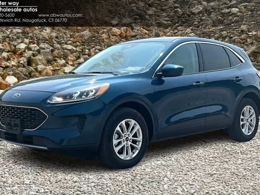 2020 Ford Escape SE photo 1