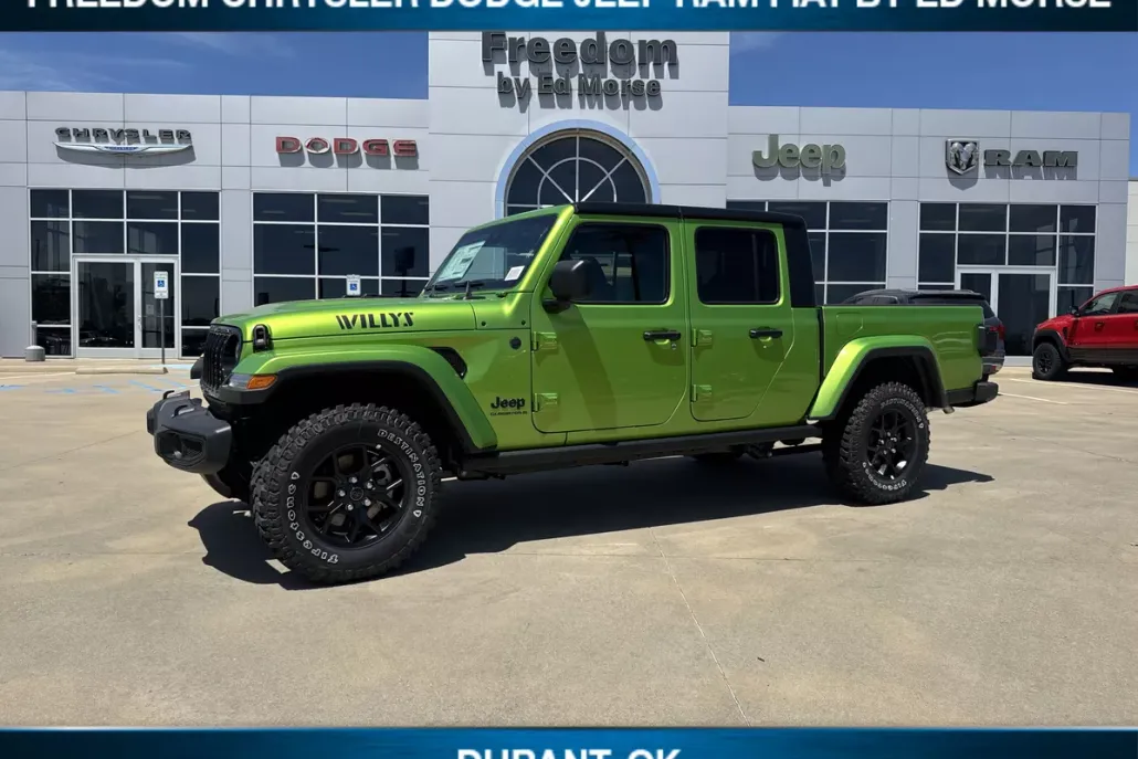 2025 Jeep Gladiator Willys photo 1