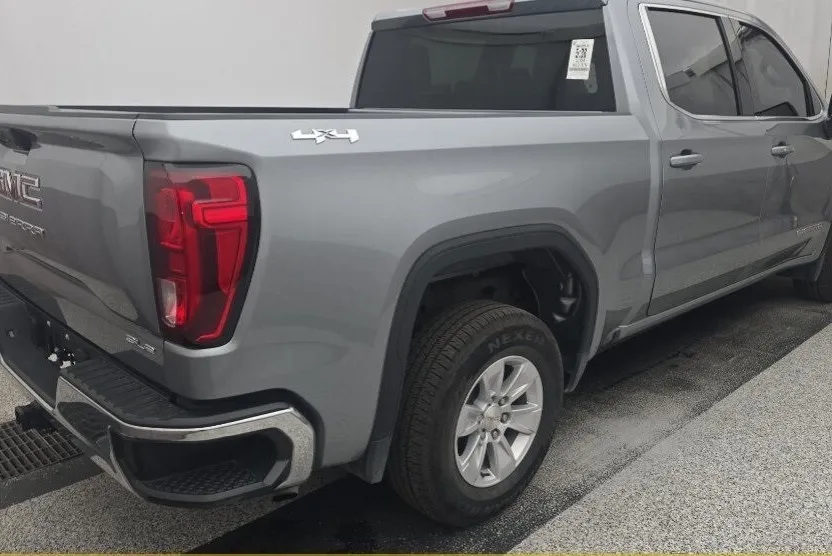 2024 Gmc Sierra 1500 SLE photo 1