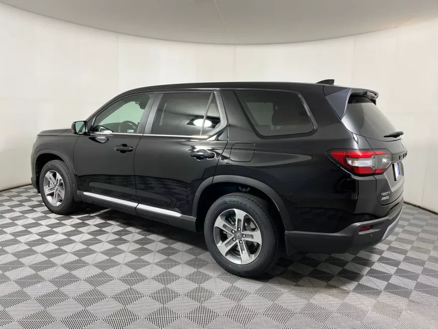 2025 Honda Pilot EX-L photo 1