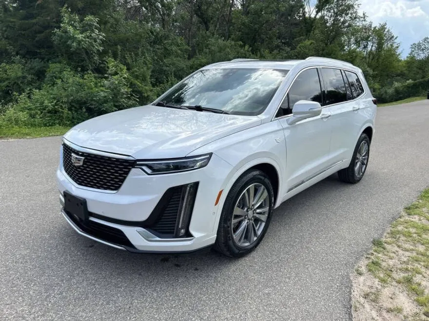 2022 Cadillac XT6 Premium Luxury photo 1