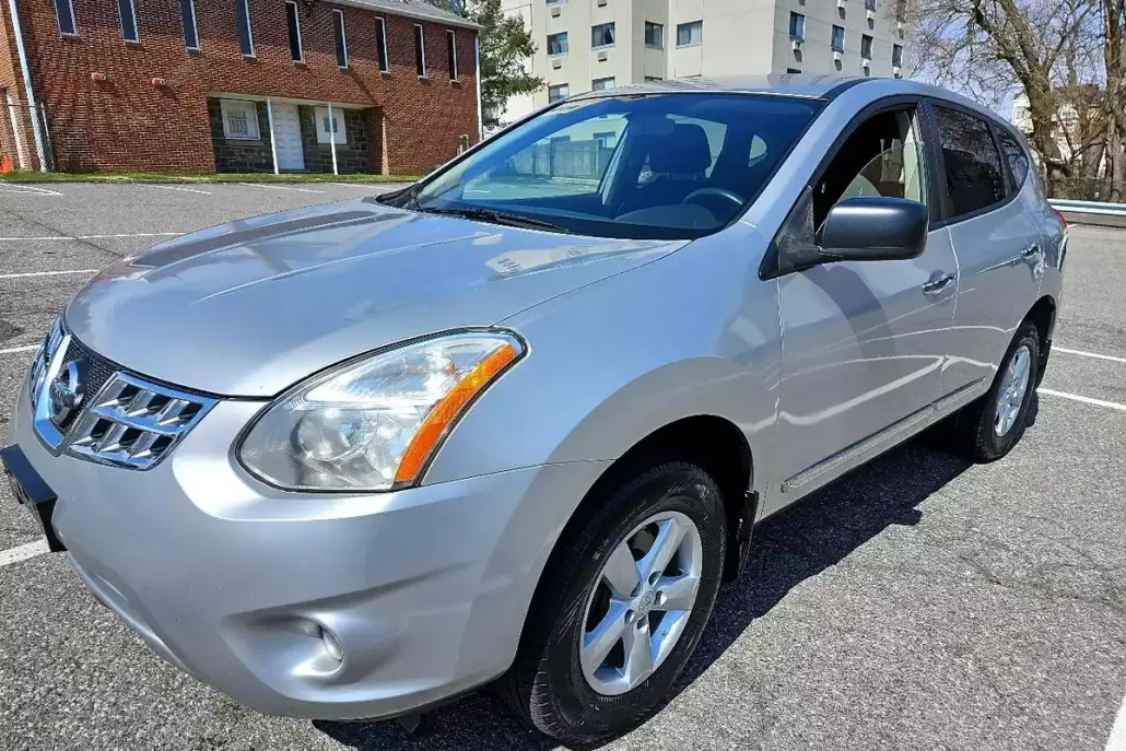 2012 Nissan Rogue S photo 1
