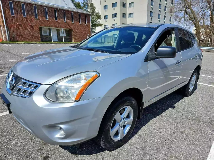2012 Nissan Rogue S photo 1