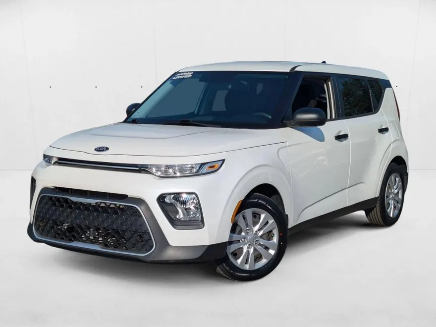 2020 Kia Soul LX photo 1