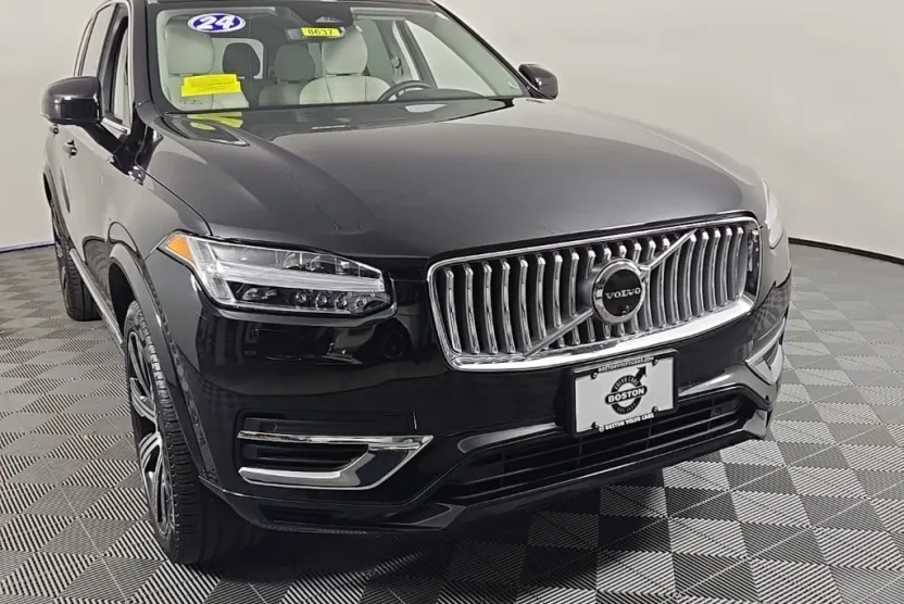 2024 Volvo XC90 Recharge T8 Plus photo 1