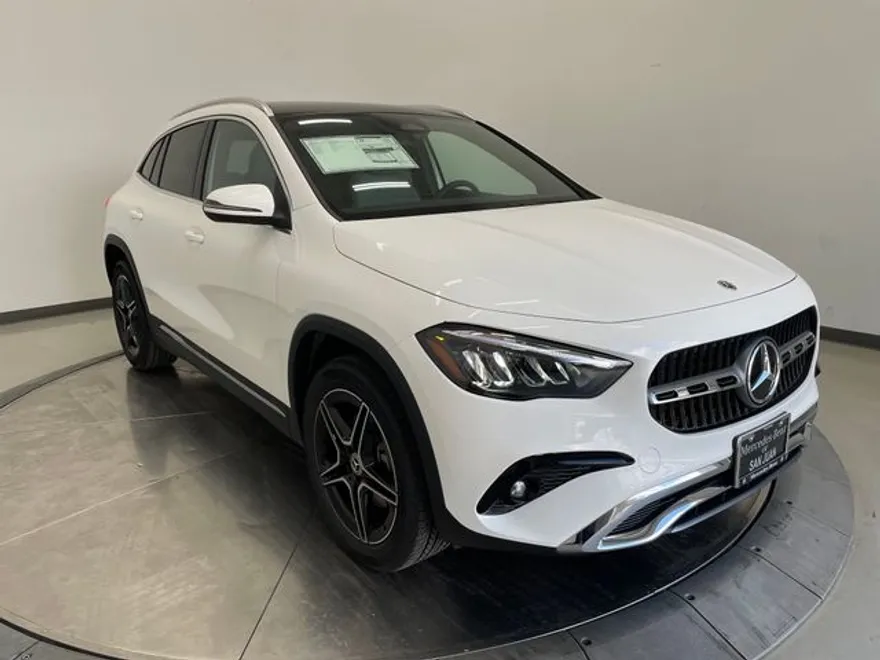 2026 Mercedes Benz GLA 250 photo 1