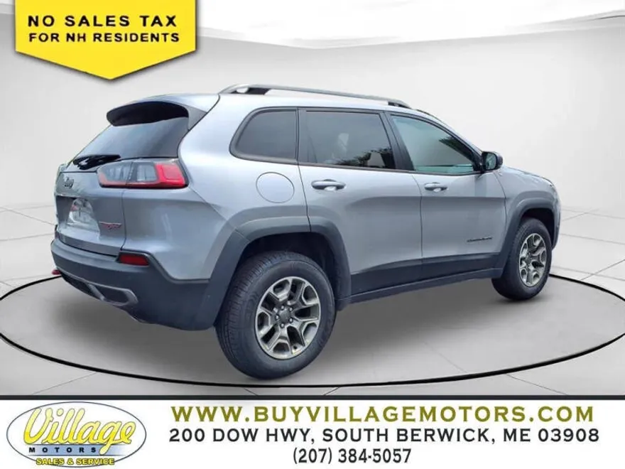 2021 Jeep Cherokee Trailhawk photo 1