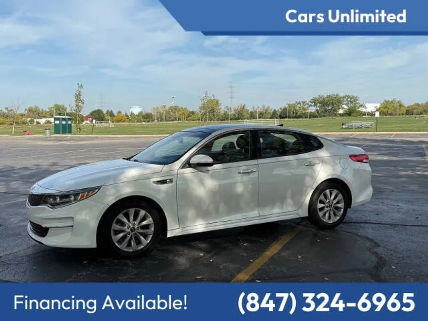 2016 Kia Optima EX photo 1