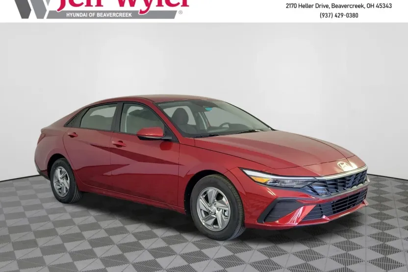 2025 Hyundai Elantra SE photo 1