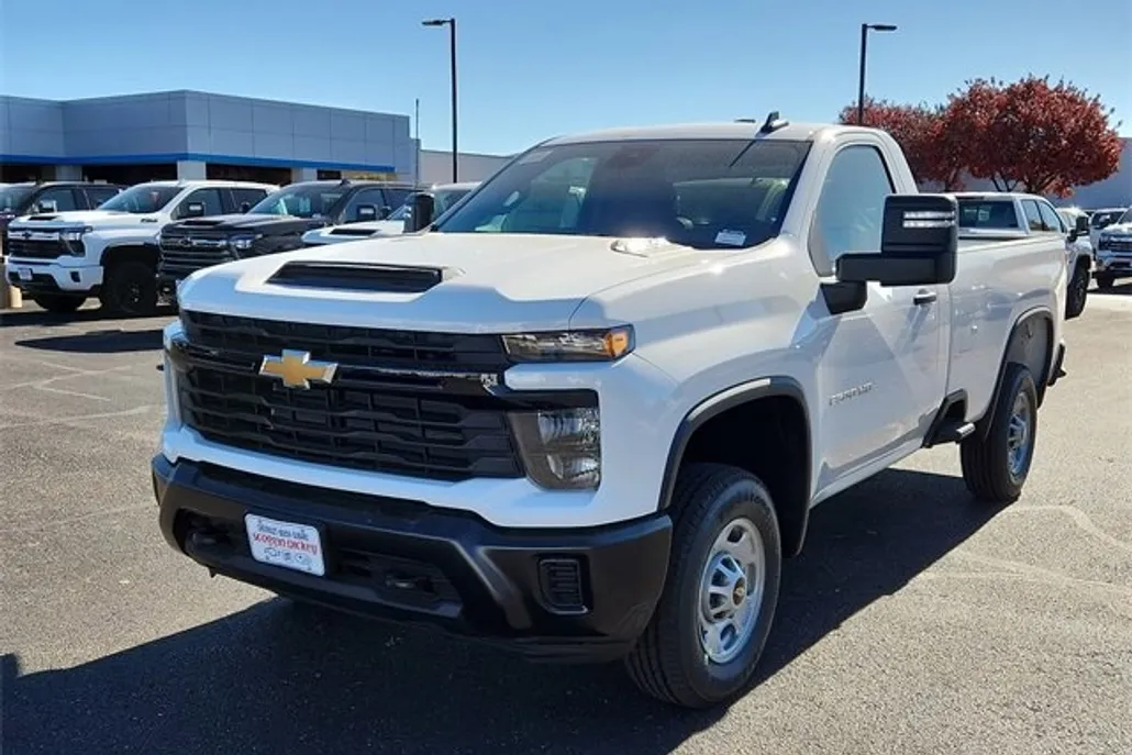 2025 Chevrolet Silverado 2500HD photo 1