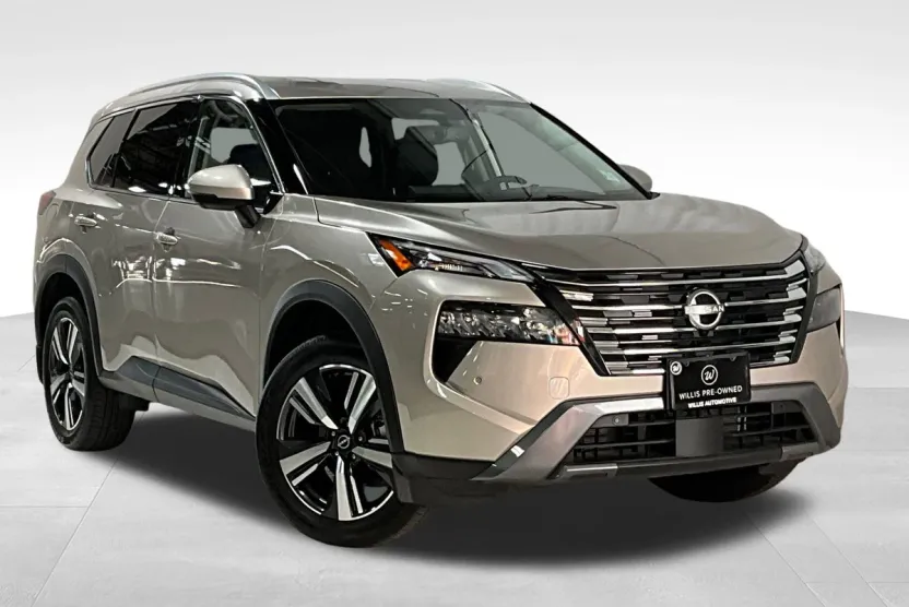 2025 Nissan Rogue SL photo 1