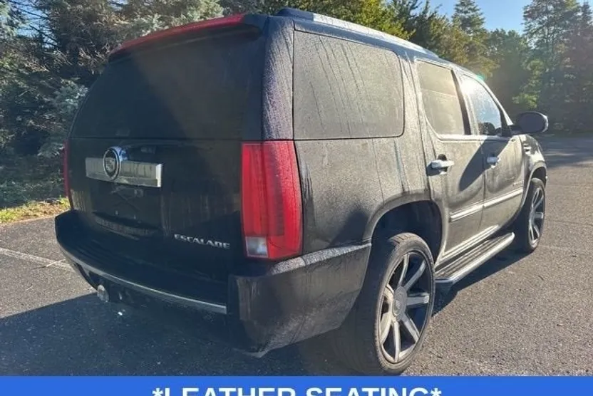 2008 Cadillac Escalade Standard photo 1