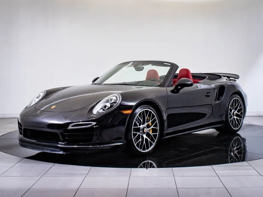 2015 Porsche 911 Turbo S photo 1