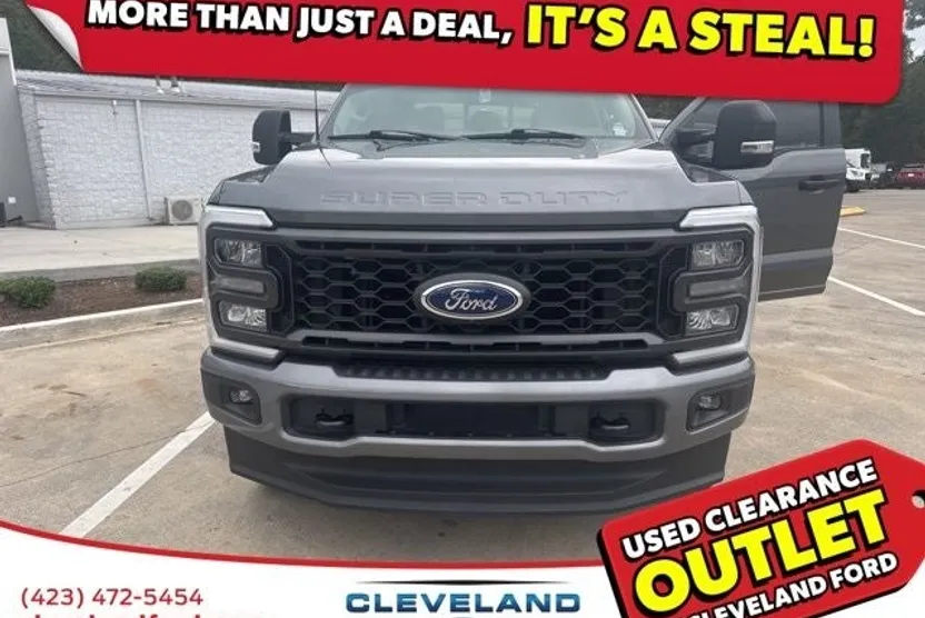 2024 Ford F-250 photo 1