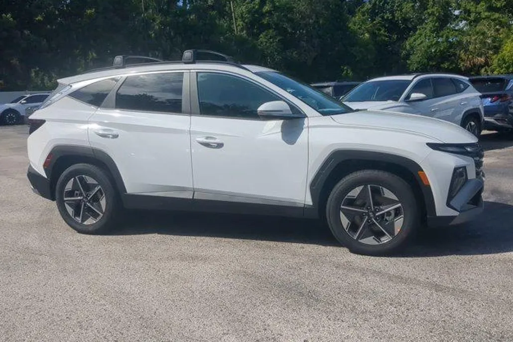 2025 Hyundai Tucson SEL Convenience photo 1