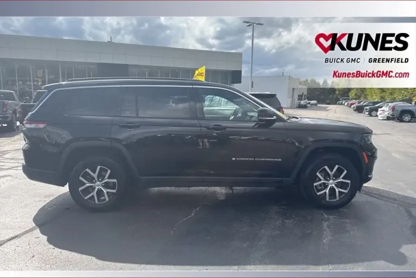 2024 Jeep Grand Cherokee Limited photo 1