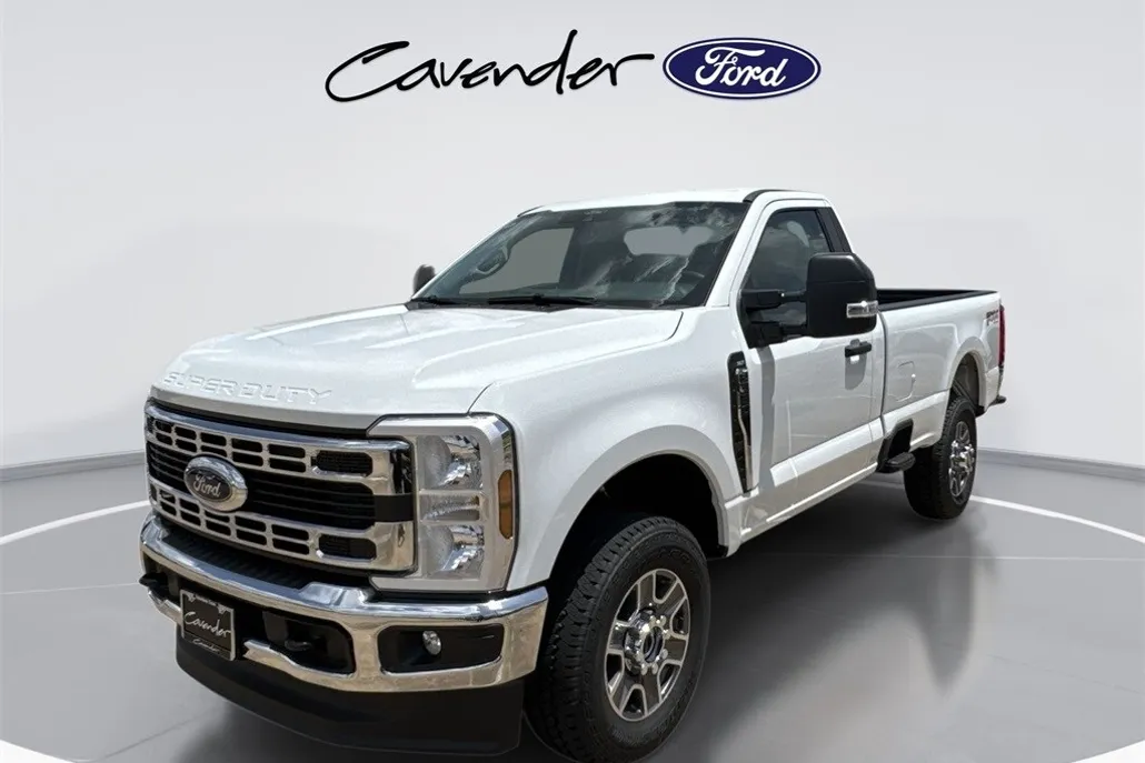 2025 Ford F-350 XLT photo 1