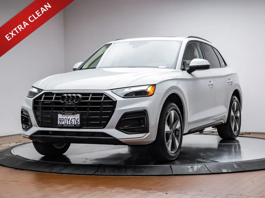 2024 Audi Q5 40 Premium Plus photo 1