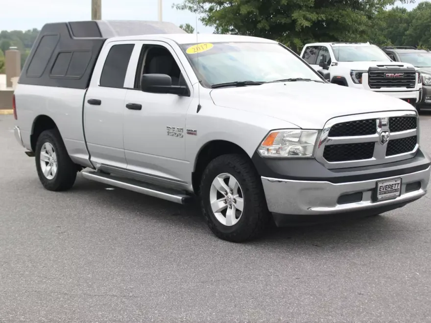 2017 Ram 1500 Tradesman photo 1