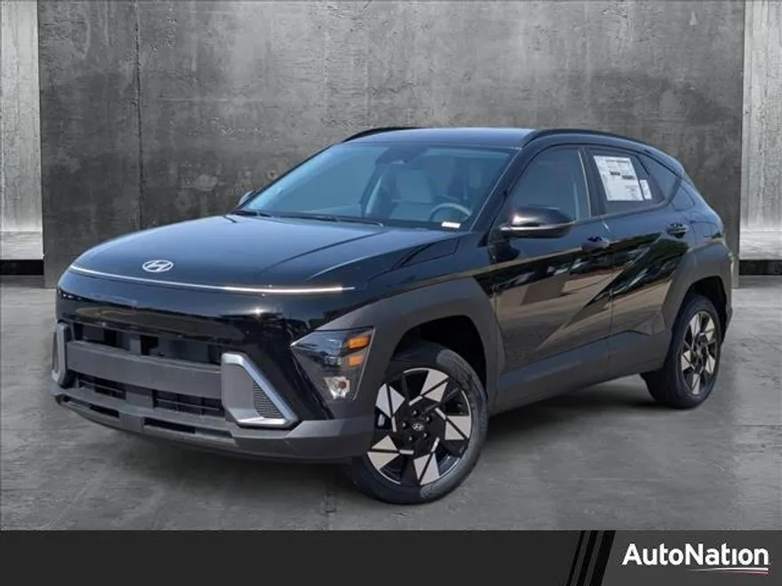 2025 Hyundai Kona SEL photo 1
