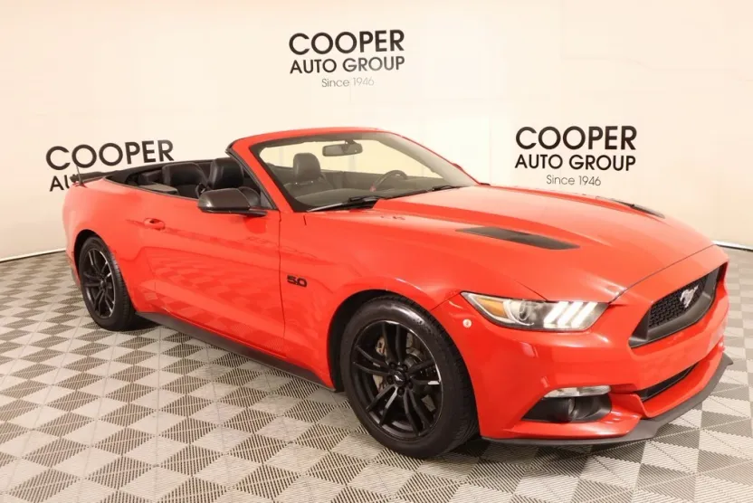 2017 Ford Mustang GT Premium photo 1