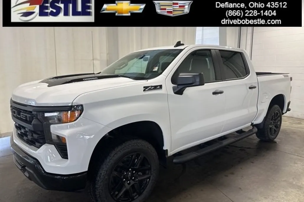 2024 Chevrolet Silverado 1500 Custom Trail Boss photo 1