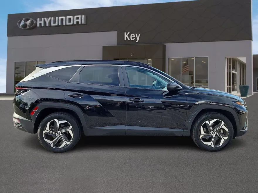 2022 Hyundai Tucson SEL photo 1