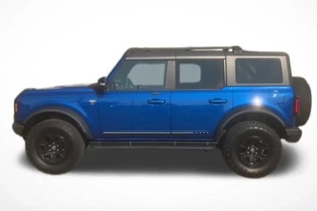 2021 Ford Bronco First Edition photo 1