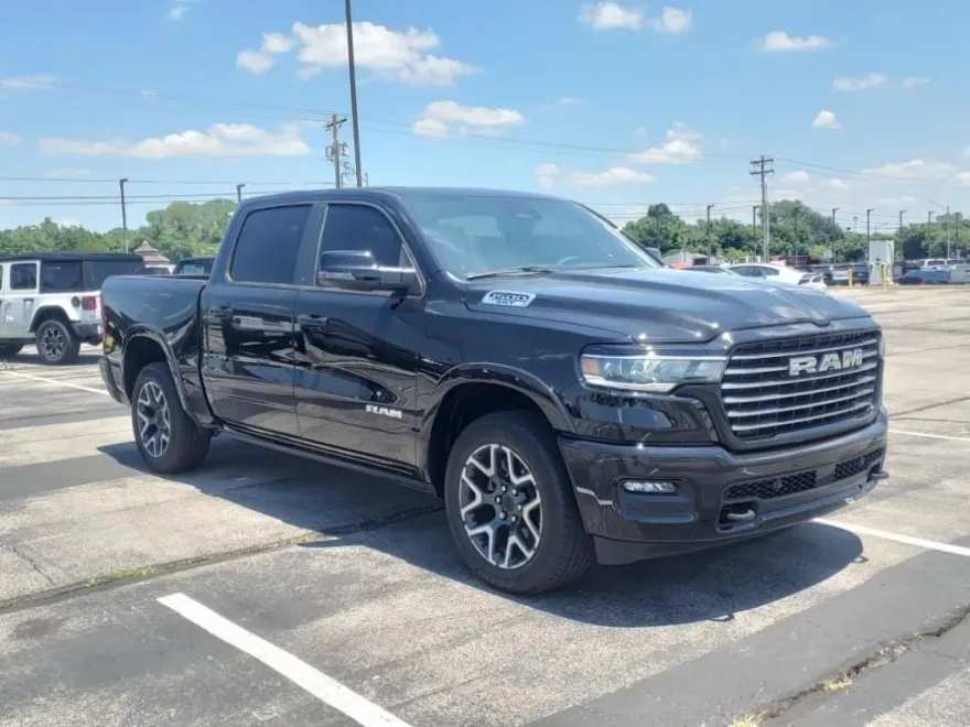 2025 Ram 1500 Laramie photo 1