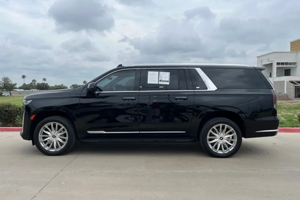 2023 Cadillac Escalade ESV Premium Luxury photo 1