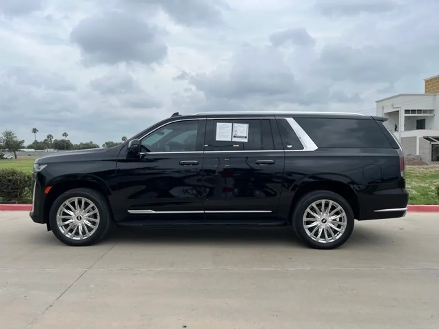 2023 Cadillac Escalade ESV Premium Luxury photo 1