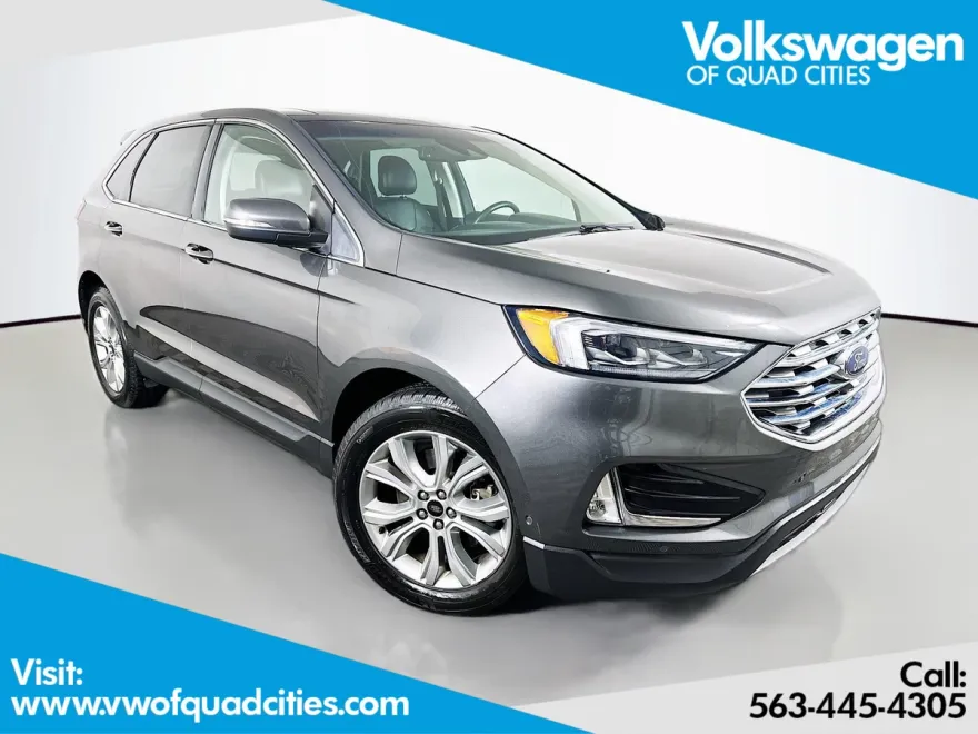 2019 Ford Edge Titanium photo 1