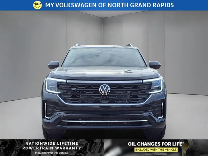 2025 Volkswagen Atlas SEL Premium R-Line photo 1