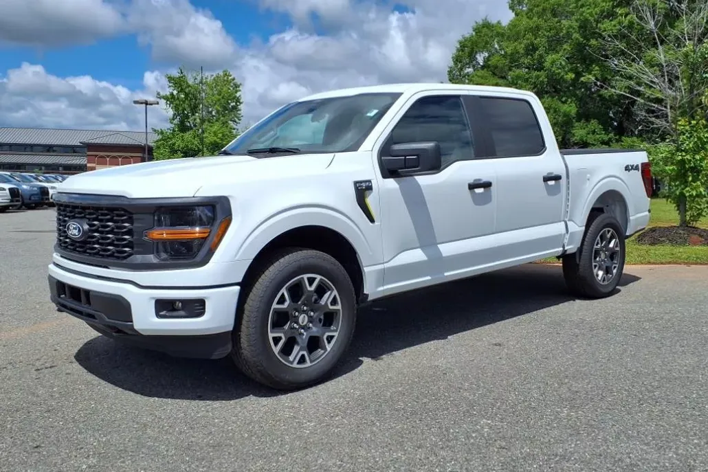 2025 Ford F-150 STX photo 1
