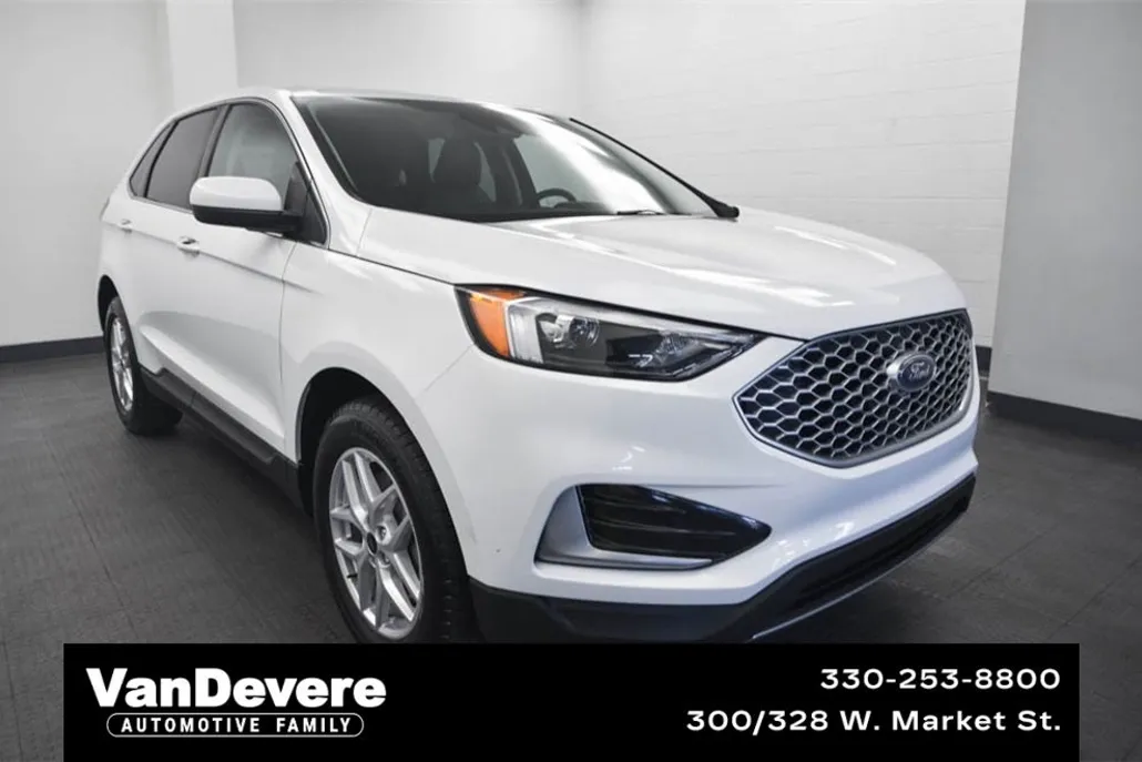 2024 Ford Edge SEL photo 1