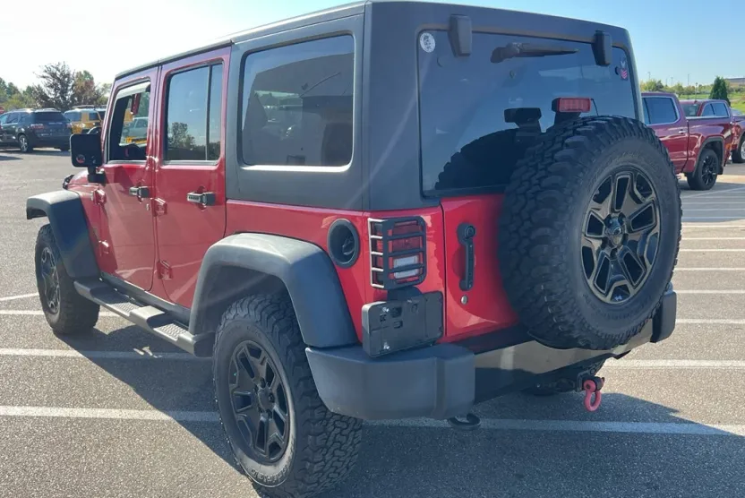 2015 Jeep Wrangler Unlimited Willys Wheeler photo 1