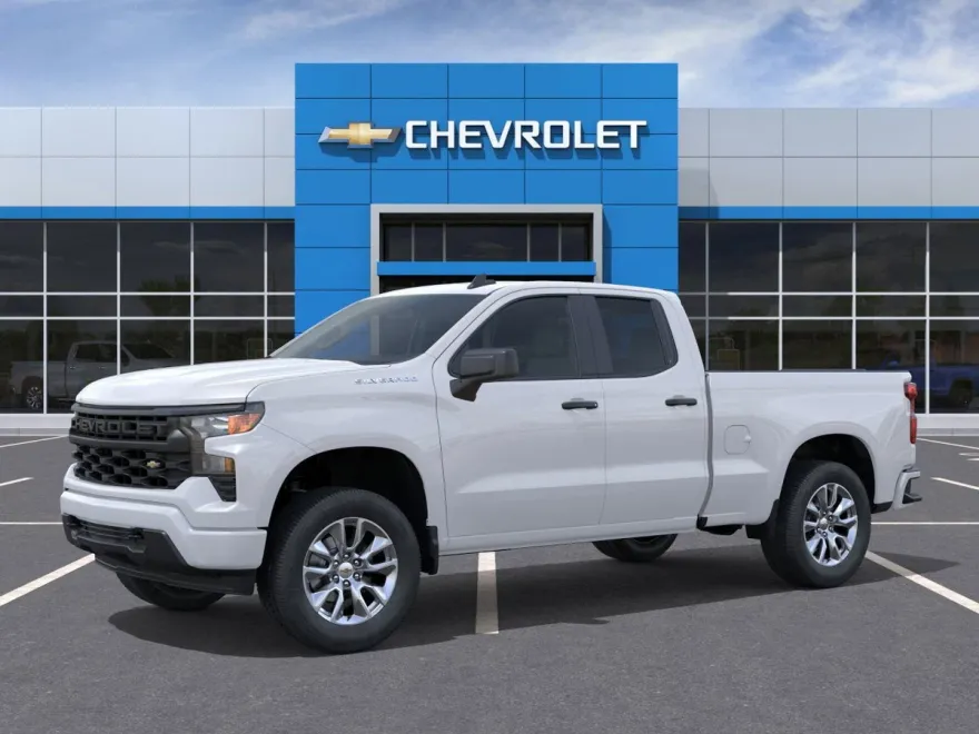 2026 Chevrolet Silverado 1500 Custom photo 1