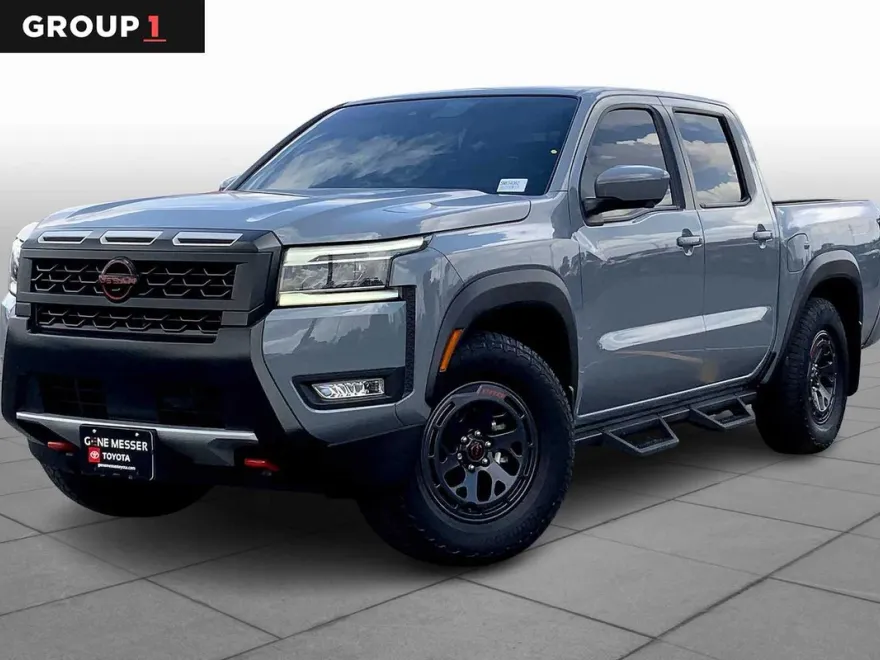 2025 Nissan Frontier PRO-X photo 1