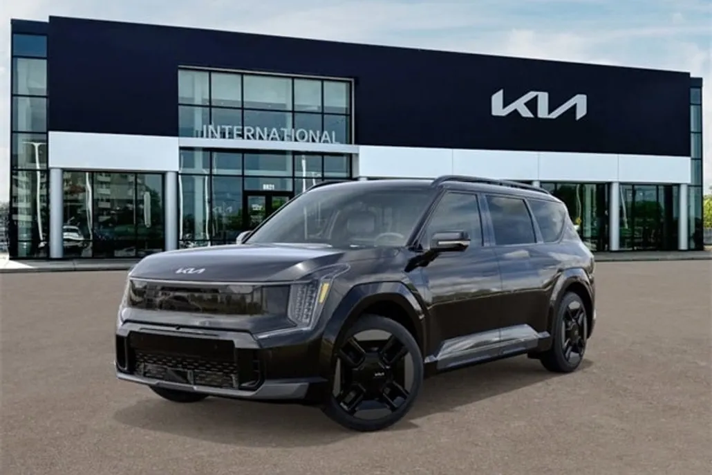 2026 Kia EV9 GT-Line photo 1