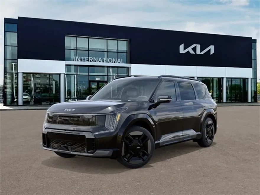 2026 Kia EV9 GT-Line photo 1