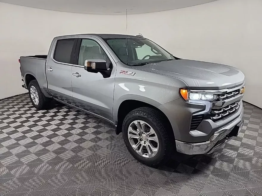 2026 Chevrolet Silverado 1500 LTZ photo 1
